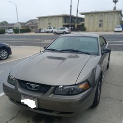 2002 Ford Mustang