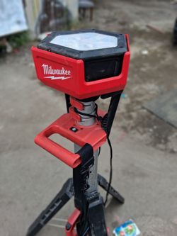 Milwaukee light