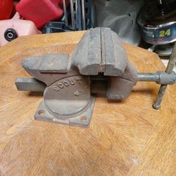 Vintage Swivel Vise