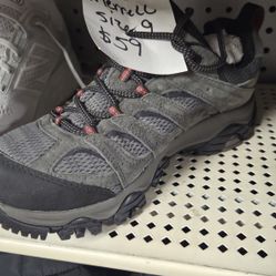 Mens NIB Merril Size 9