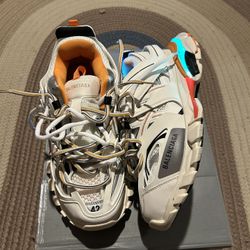 New Balenciaga Track Runners Mens Size 9/42