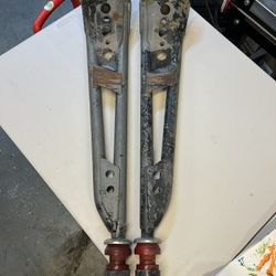 Radius Arms