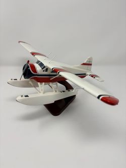 1/48 Wood Dehaviland DHC-2 Beaver model
