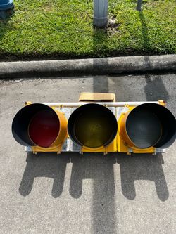 Traffic Signal Lights
