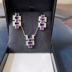 18k White Gold Amethyst And Diamond Necklace And Earrings 