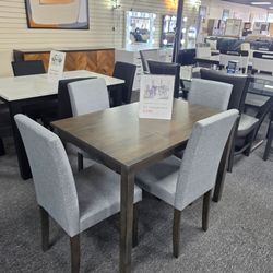 Dining Table Set with 4 Upholstered Chairs 🚚WE DELIVER🚚