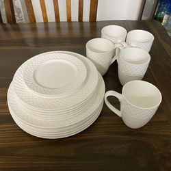 Mikasa Dinnerware 