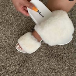 Women’s Sandals 