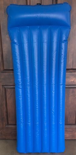 Blue Twin Air Mattress with Built-In Pillow