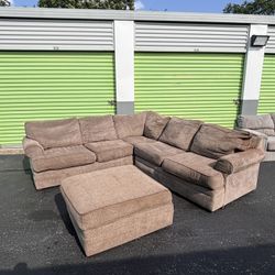 Sectional Couch 