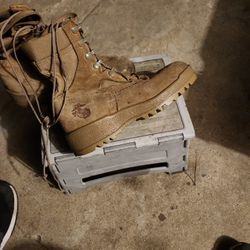 Military Boots Size 5R