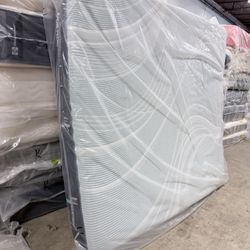 💥King Mattress Tempurpedic ProAdapt Medium Hybrid 2.0 ✅ Financing Available 