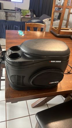 Hielera portable Black & Decker