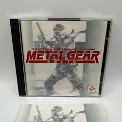 PC Metal Gear Solid Game w/ Manual  & Case 2000 - Stain On Manual & Great Discs