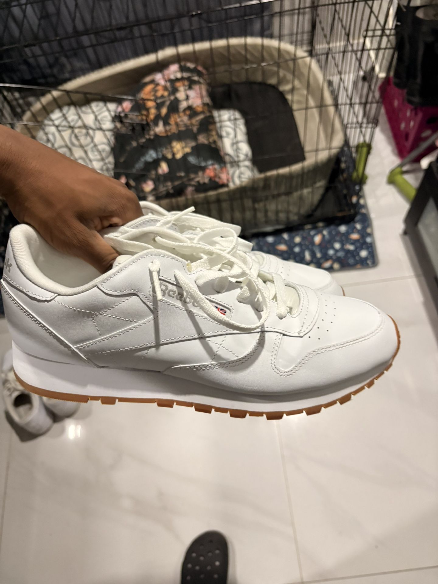 Rebook Classic White Gum Bottom Sz 11