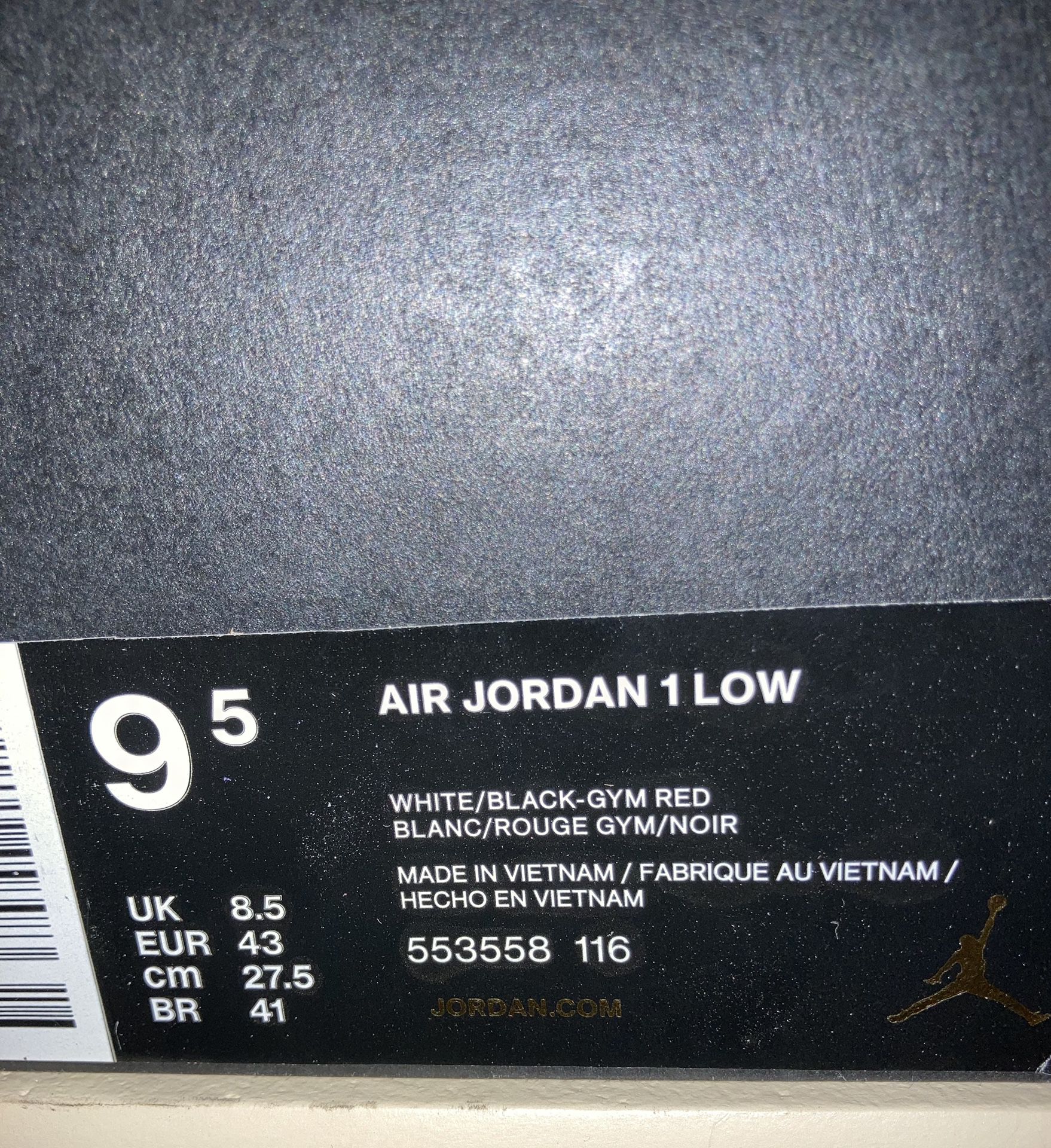 Air Jordan 1 low black toe