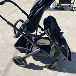 UPPAbaby V2 Stroller 