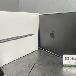 MacBook Air 13” 2020 8GB 256 GB