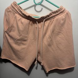 Soft pink shorts Double String and 3 Pockets Size Medium