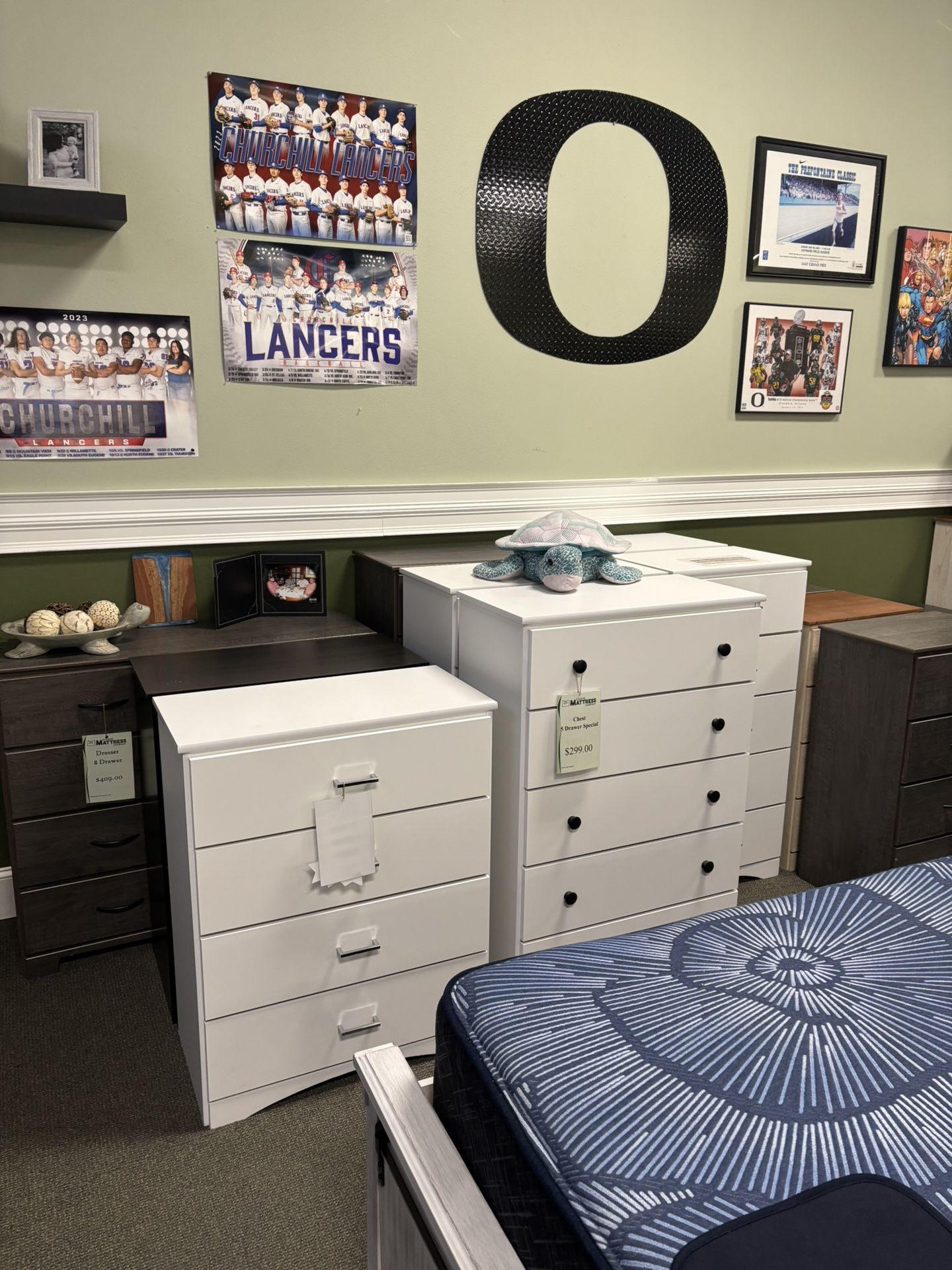 OREGON MADE 5 Drawer Chests!!