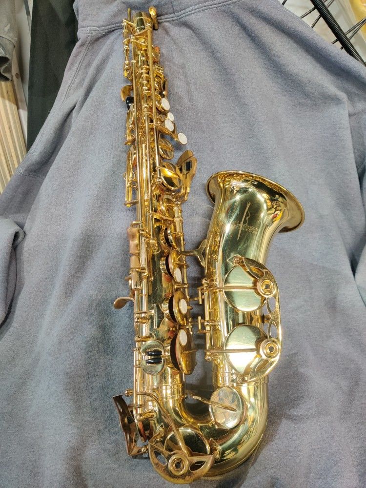 Windsor Alto Saxophone $300