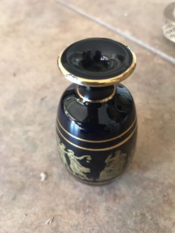 Hand made small vase with 24 k trim from ke in Greece