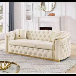 Gorgeous Chesterfield Brand New!!