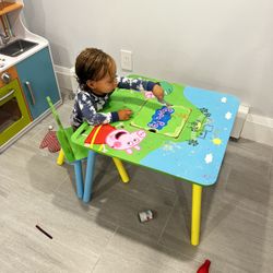 peppa pig table and chair ! 