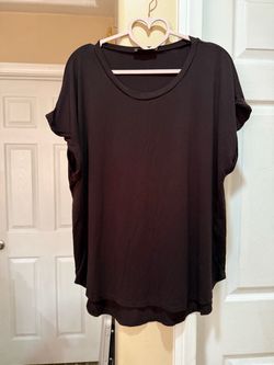 Women’s brown Short Sleeve Scoop Neck Tee