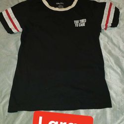 🩷 large shirt- still available