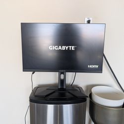 Gigabyte M27Q Gaming Monitor 
