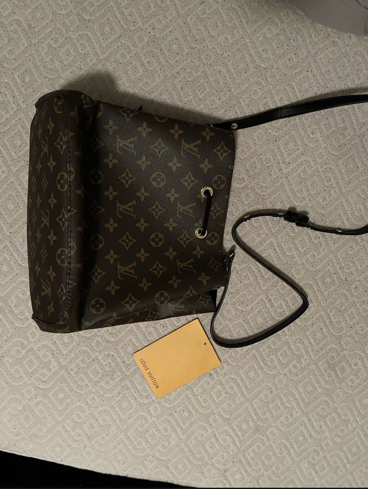 louis vuttion purse