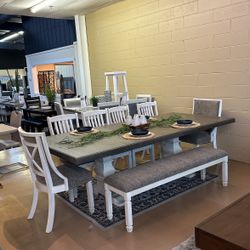 Beautiful 8PC Dining Set  