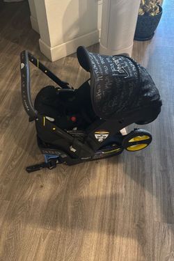 Doona Car Seat / stroller