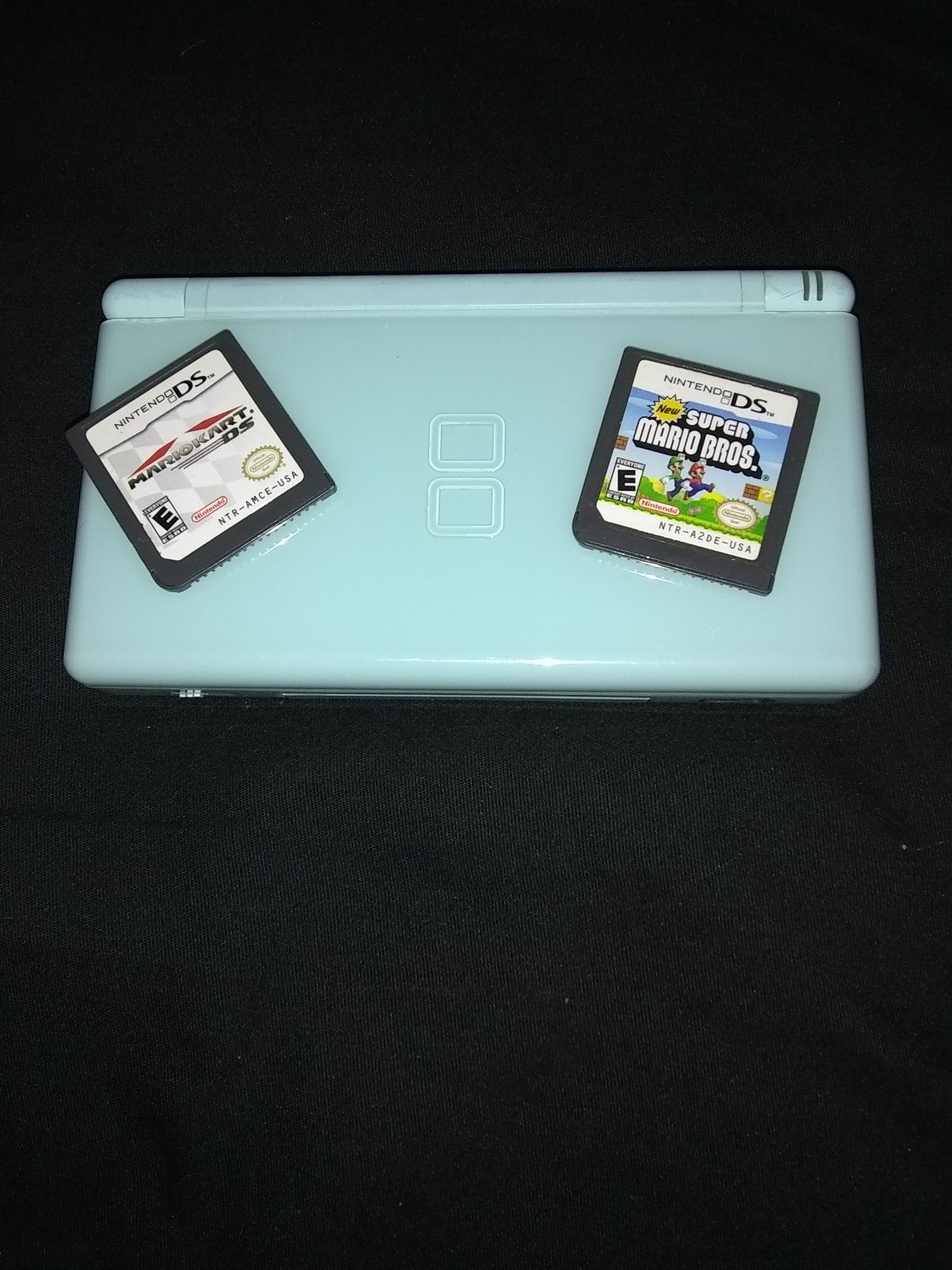 DS with 2 games