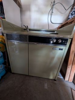 Vintage Dwyer 3 in 1 Kitchenette