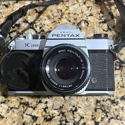 Pentax K1000 35mm SLR  Film Camera.  