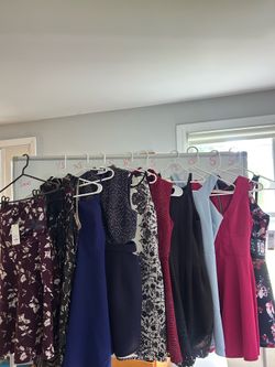 WOMENS XS/S DRESSES (10 Dresses)