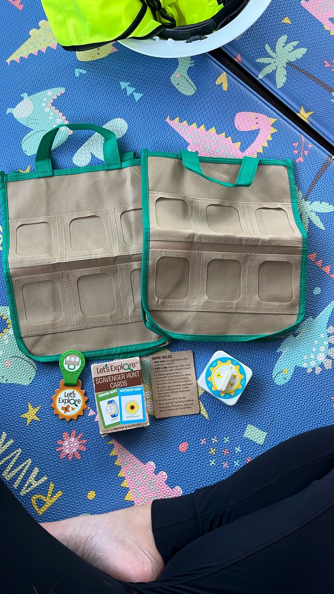 Melissa And Doug Scavenger Hunt Card Exploring Game