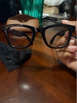 Meta Ray-Ban Smart Glasses (Gen 1) – Wayfarer Glossy Black