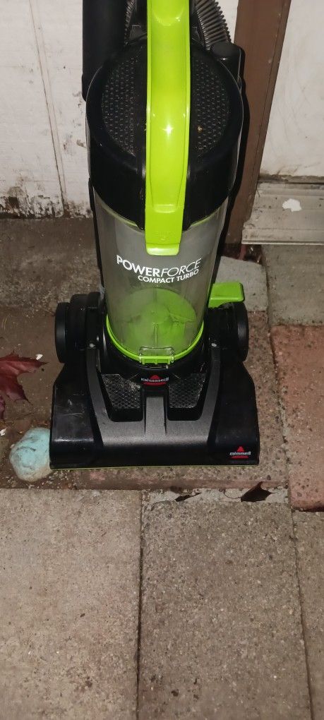 Bissell Power Force Compact Turbo Vacuum 
