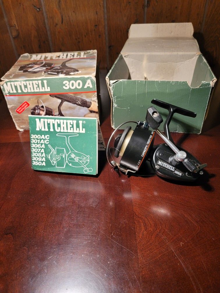 Vintage Mitchell 300A Reel Made In France With Box And Manual.