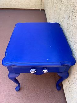 Small End/Side Table. Solid.