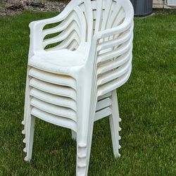 6 stackable patio chairs set PICKUP TINLEY PARK 