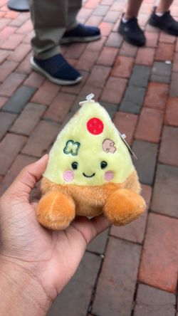 Peppa pizza slice palm pal