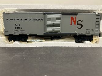 Williams Electric Trains Classic Freight Series Norfolk Southern Boxcar