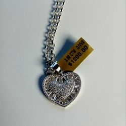MOISSANITE HEART WITH 925 SILVER CHAIN