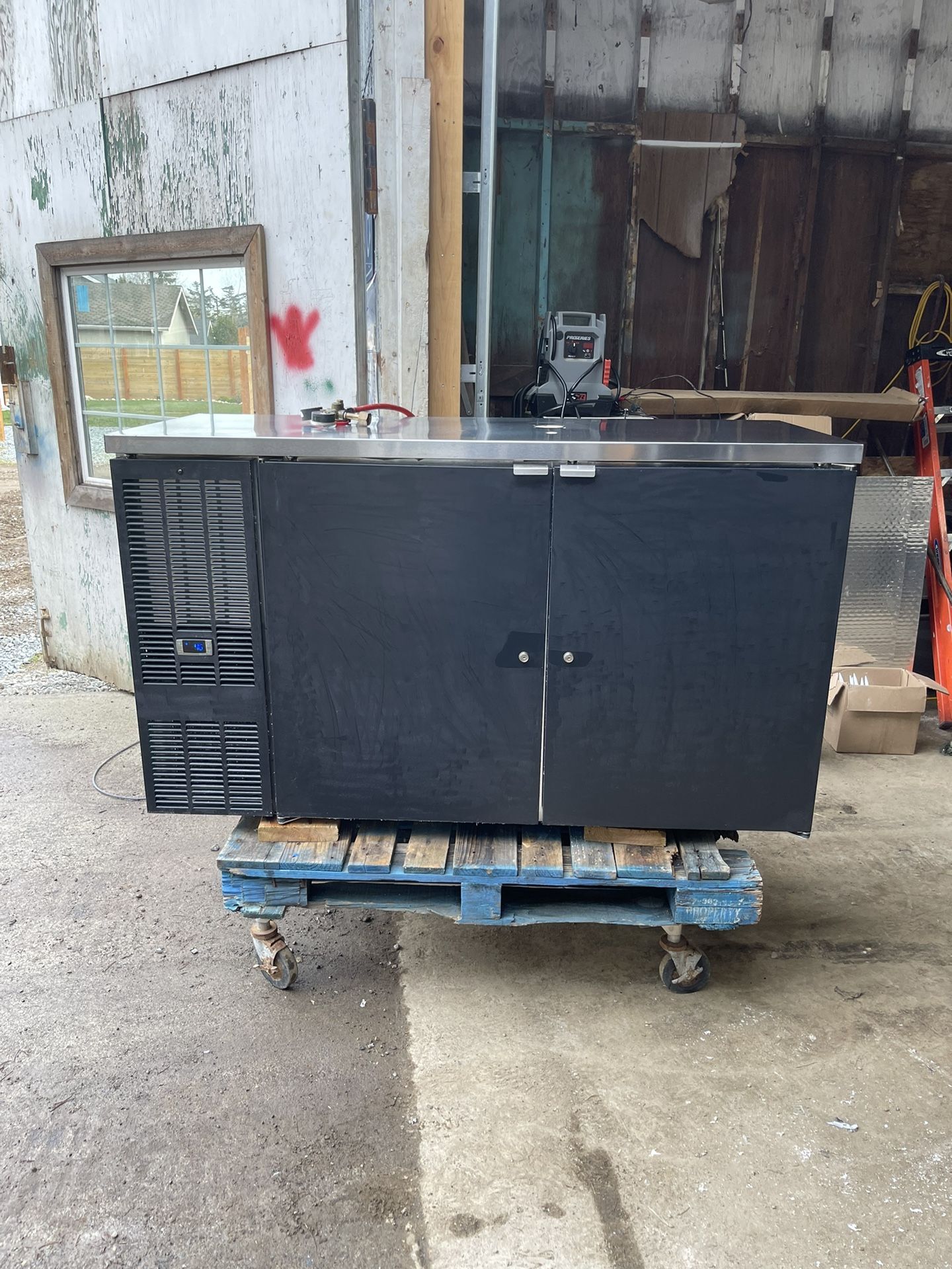 Perlick Back Bar Cooler/kegerator for Sale in Edgewood, WA OfferUp