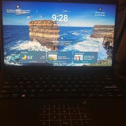 Asus Vivobook Laptop With Toshiba External HD