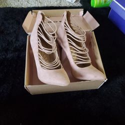 Light Pibk Heels 